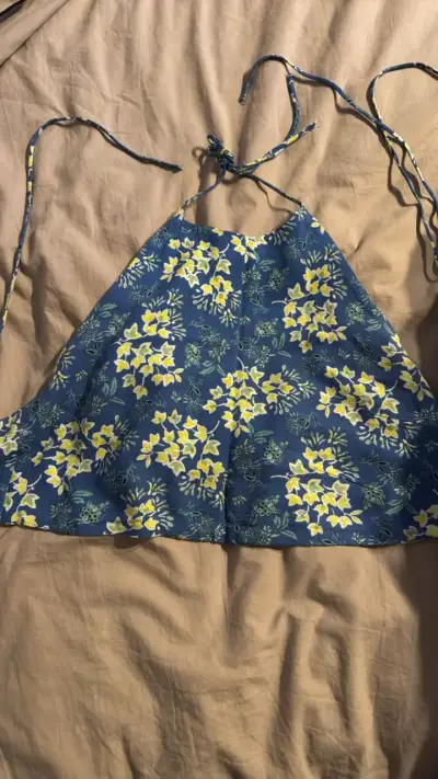 Top halter floral azul y amarillo Zara - miniatura 1