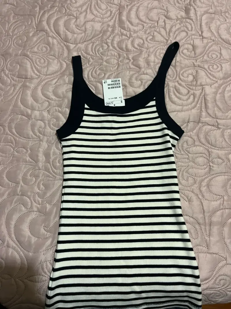 Polera de tirantes a rayas blanco y negro - 2