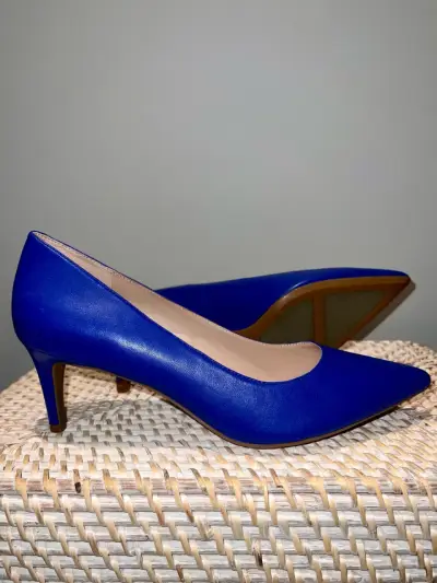 Zapatos de tacón azul eléctrico elegantes - miniatura 1