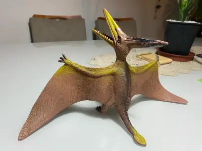 Pterodáctilo gigante 30 cm ancho - miniatura 2