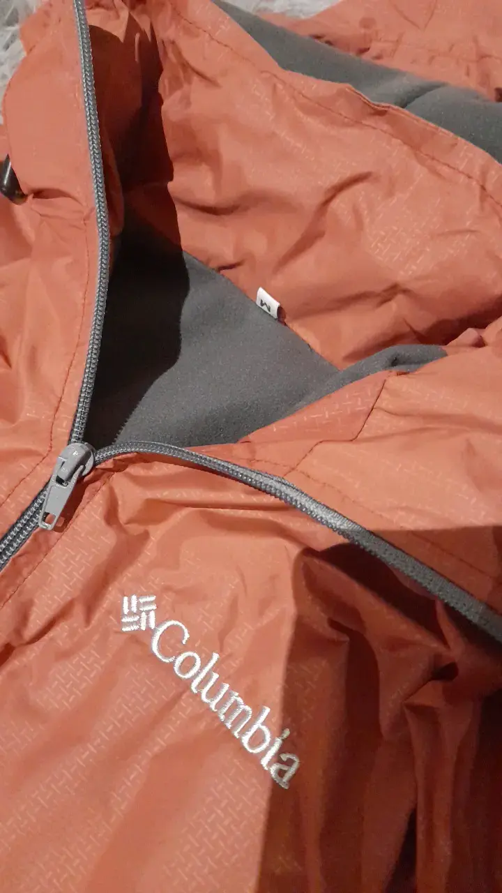 Chaqueta impermeable Columbia naranja con capucha - 2
