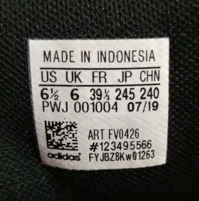 Zapatillas deportivas Adidas negras y rojas - miniatura 4