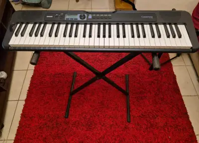 Teclado Casio Casiotone CT-S200 con soporte - miniatura 1