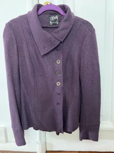 Chaqueta morada de lana para mujer - miniatura 1