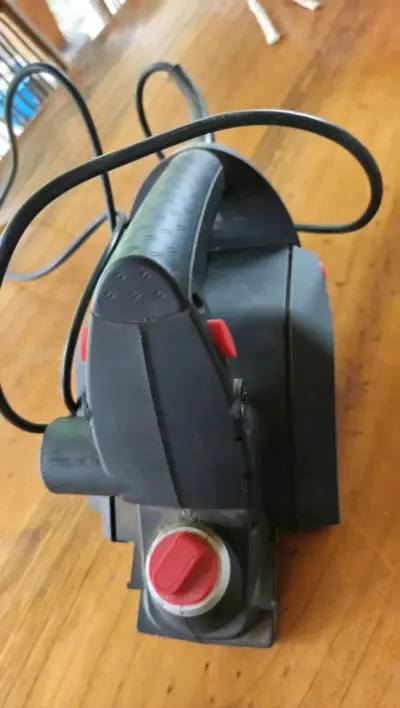 Lijadora eléctrica Skil 550W en buen estado - miniatura 2