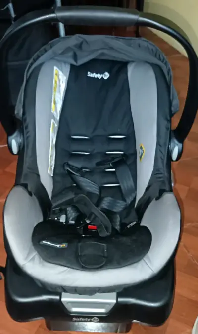 Coche de bebé con silla de auto gris - miniatura 3