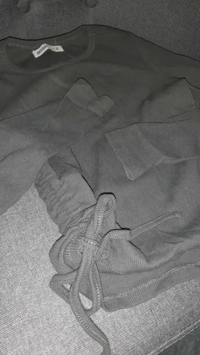 Polera gris oscuro de manga larga Opposite - miniatura 2