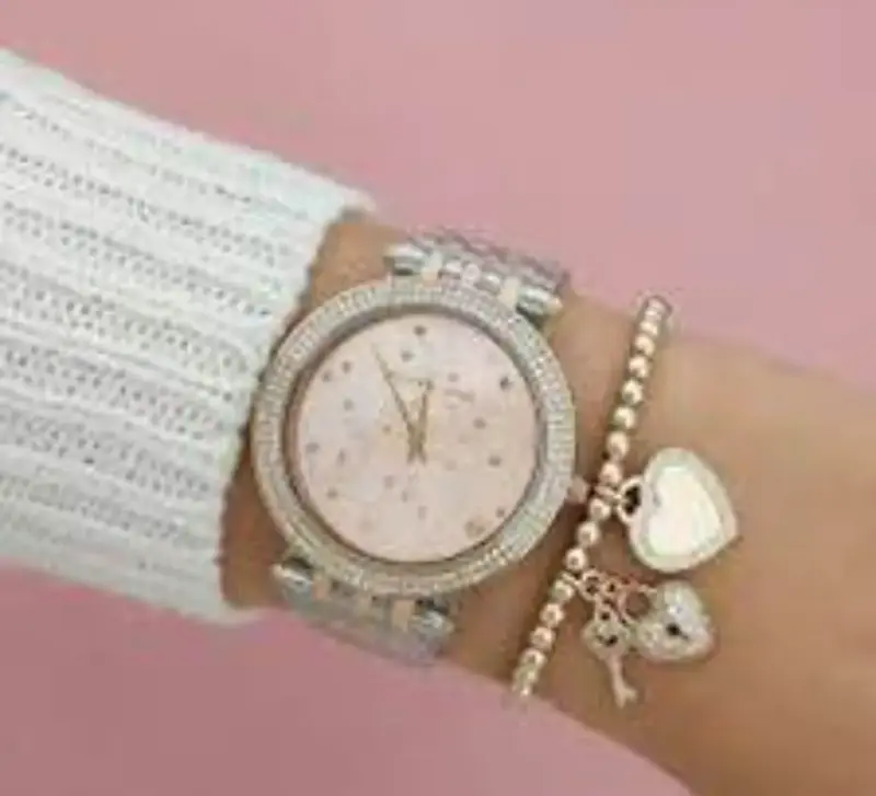 Reloj Michael Kors dorado con cristales - 3