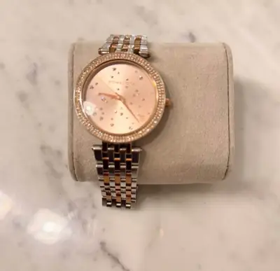 Reloj Michael Kors dorado con cristales - miniatura 6