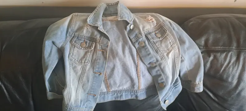 Chaqueta de mezclilla GAP para niña. - 2