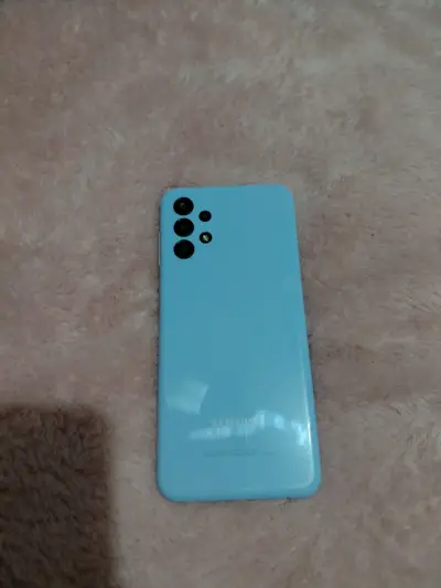 Samsung Galaxy A13 azul en buen estado - miniatura 1