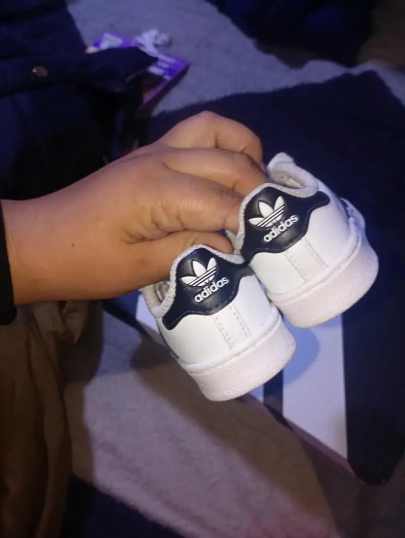 Zapatillas Adidas Superstar blancas para niños - 2