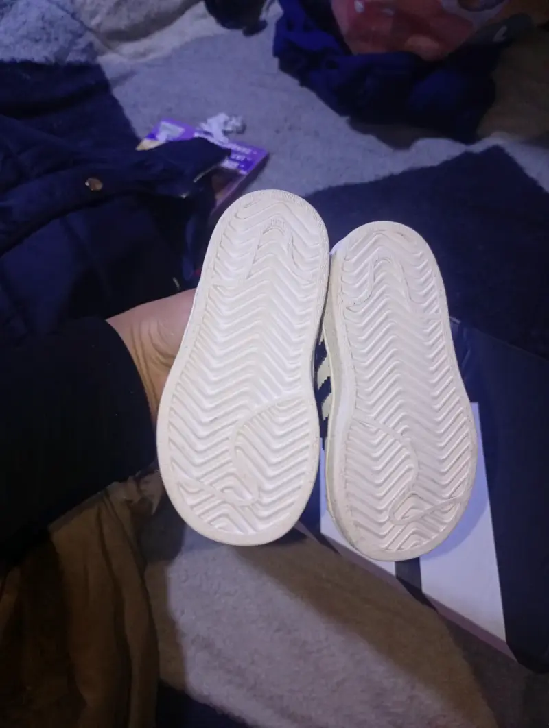 Zapatillas Adidas Superstar blancas para niños - 3