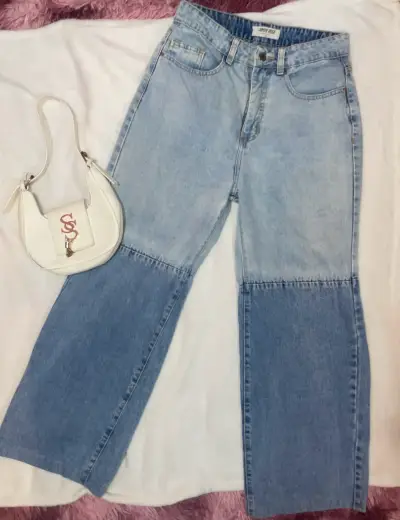 Jeans bicolor de mezclilla para mujer - miniatura 1