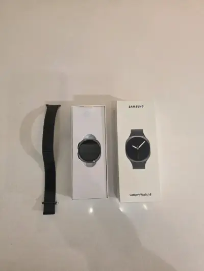 Samsung Galaxy Watch 8 con correa adicional - miniatura 1