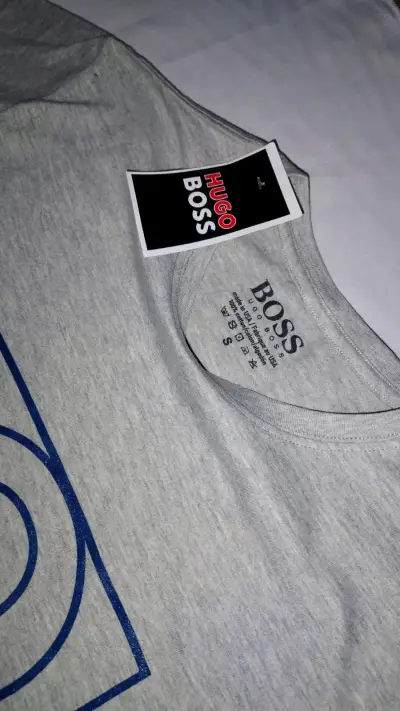 Conjunto deportivo Boss gris y negro talla S - miniatura 2