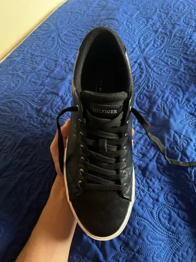 Zapatillas negras Tommy Hilfiger casuales - miniatura 2