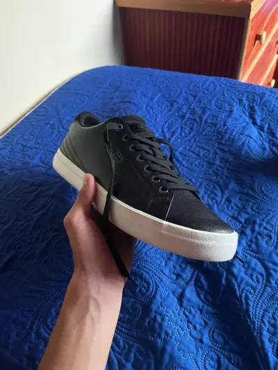 Zapatillas negras Tommy Hilfiger casuales - miniatura 3