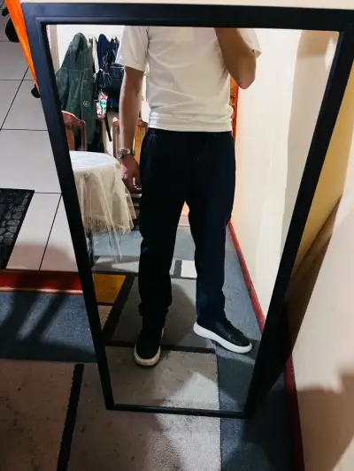 Buzo azul marino casual para hombre - miniatura 2