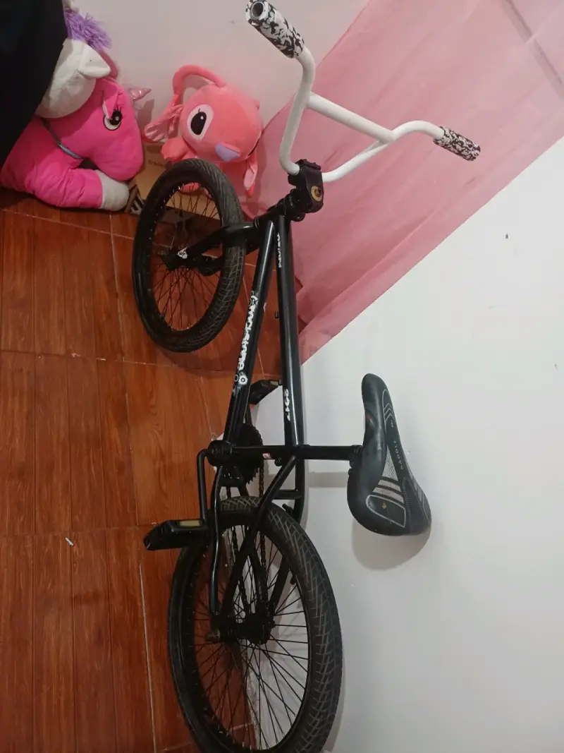 Bicicleta BMX rodado 20 negra - 3
