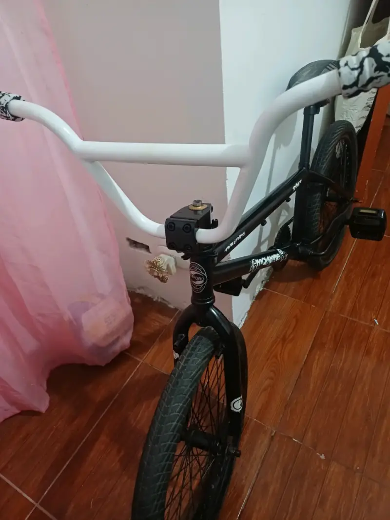Bicicleta BMX rodado 20 negra - 4