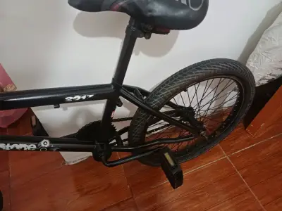 Bicicleta BMX rodado 20 negra - miniatura 5