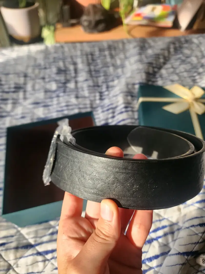 Cinturón de cuero negro nuevo en caja - 4