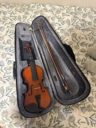 Violín clásico de madera en buen estado - miniatura 2