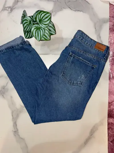 Jeans desgastados Opposite para mujer - miniatura 2
