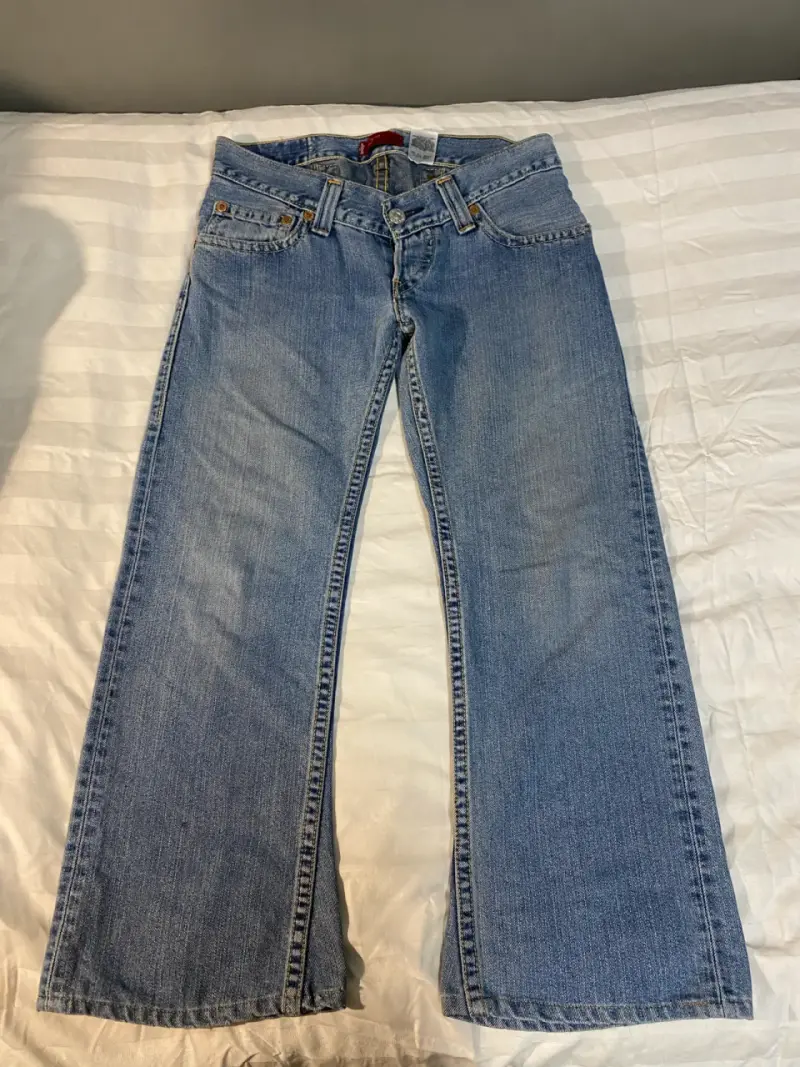 Jeans Levi's clásicos azul claro - 4