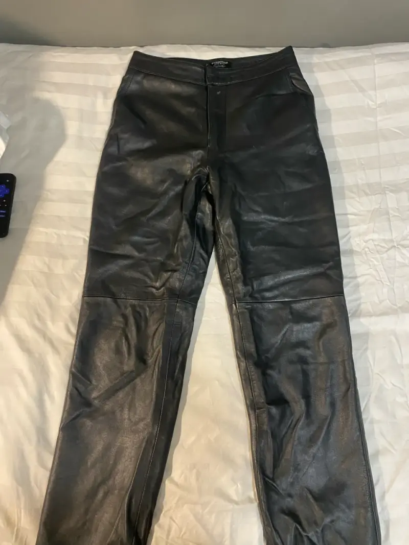 Pantalones de cuero negro Stradivarius - 4