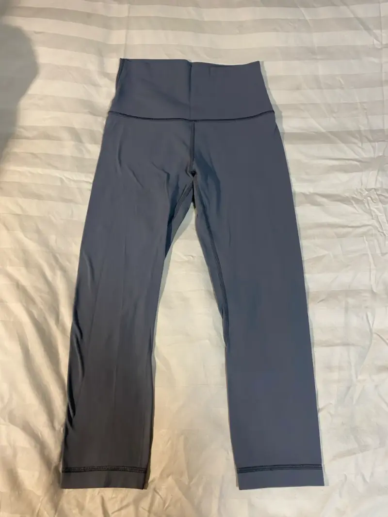 Leggings deportivos gris oscuro para mujer