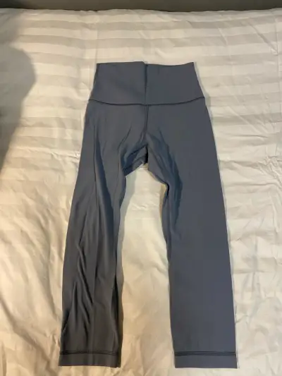 Leggings deportivos gris oscuro para mujer - miniatura 4
