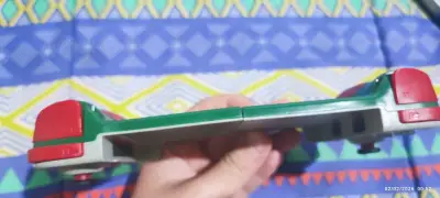 Controlador de juegos móvil plegable - miniatura 4