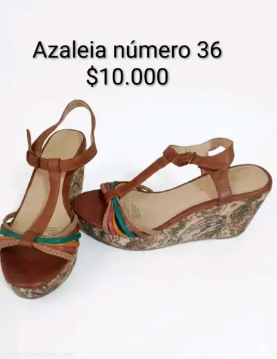 Sandalias Azaleia número 36 con tiras coloridas - miniatura 2