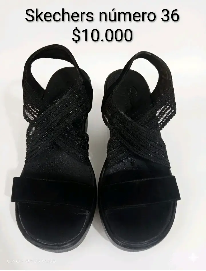 Sandalias Skechers negras número 36