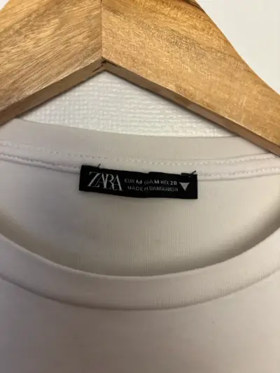 Top crop Zara blanco Talla M - miniatura 3