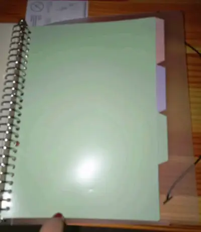 Cuaderno anillado con separadores - miniatura 1