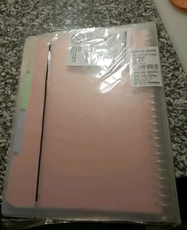 Cuaderno anillado con separadores - 5