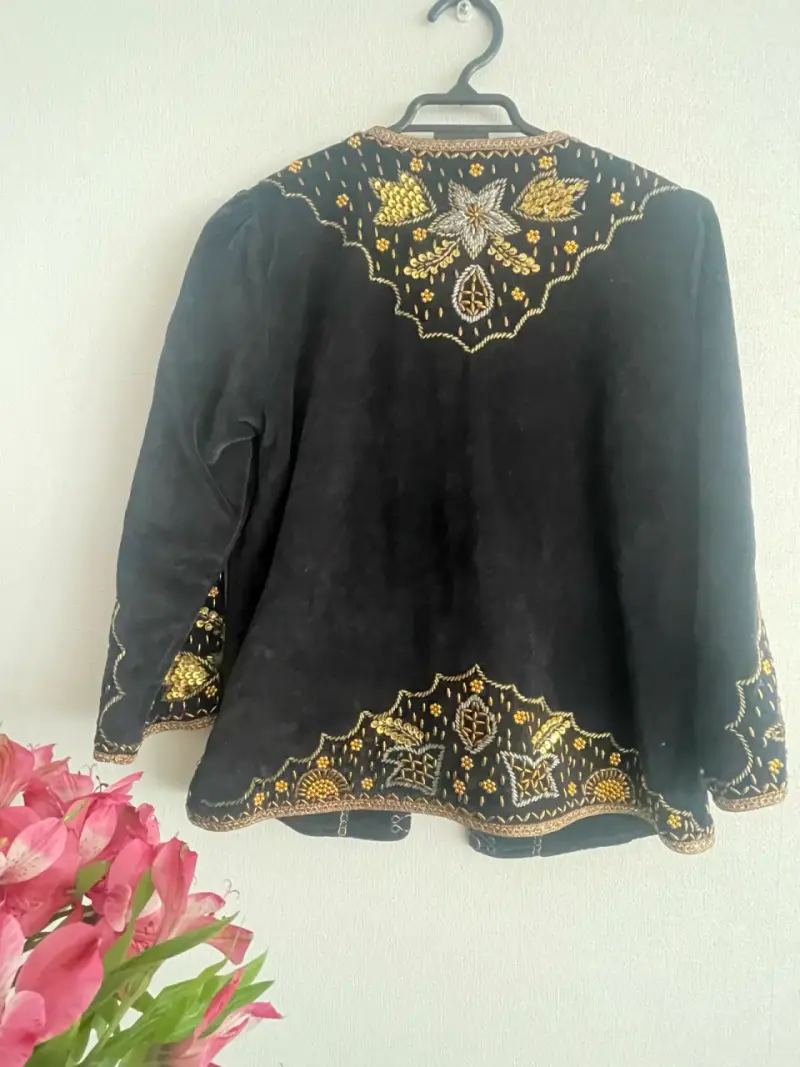 Chaqueta Rapsodia S bordada vintage negra y dorada - 4