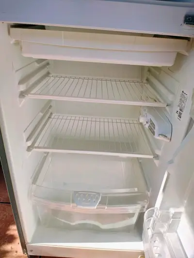 Refrigerador Mademsa de dos puertas - miniatura 3