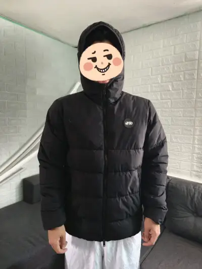 Chaqueta acolchada negra con capucha YPSD - miniatura 3