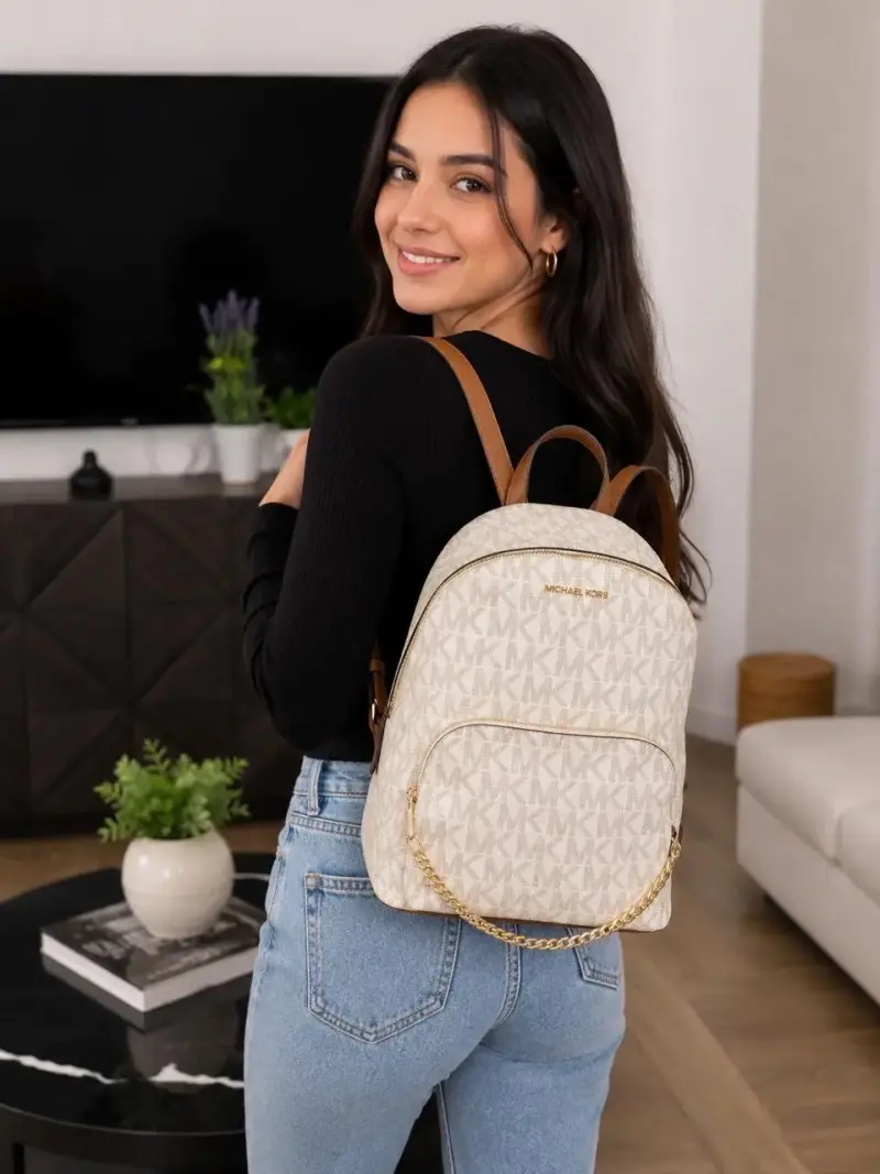 Mochila Michael Kors beige con logo - 2