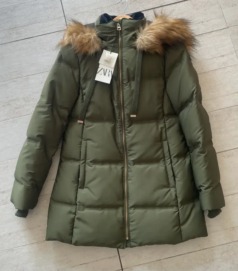 Parka Zara xs nueva con etiqueta y capucha - 1