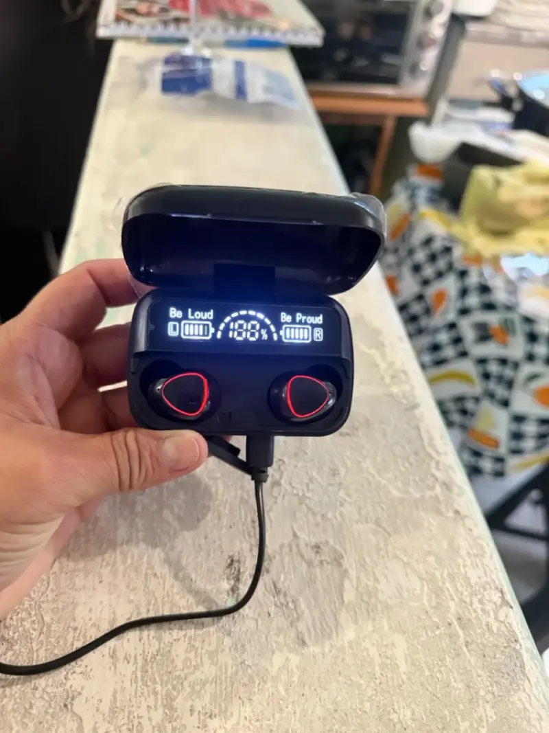 Auriculares inalámbricos M10 con indicador digital - 2