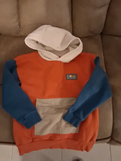Chaquetas y polerones niño - miniatura 1