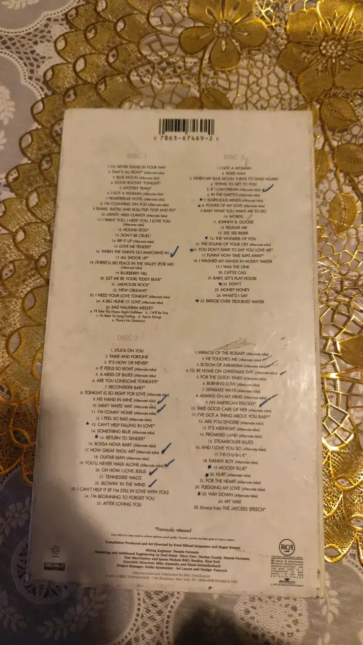Elvis Presley Platinum: A Life in Music - 3
