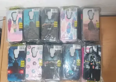109 Fundas silicona para celular diseños variados - miniatura 1