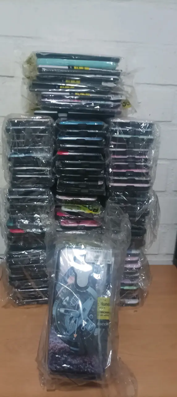 109 Fundas silicona para celular diseños variados - 3