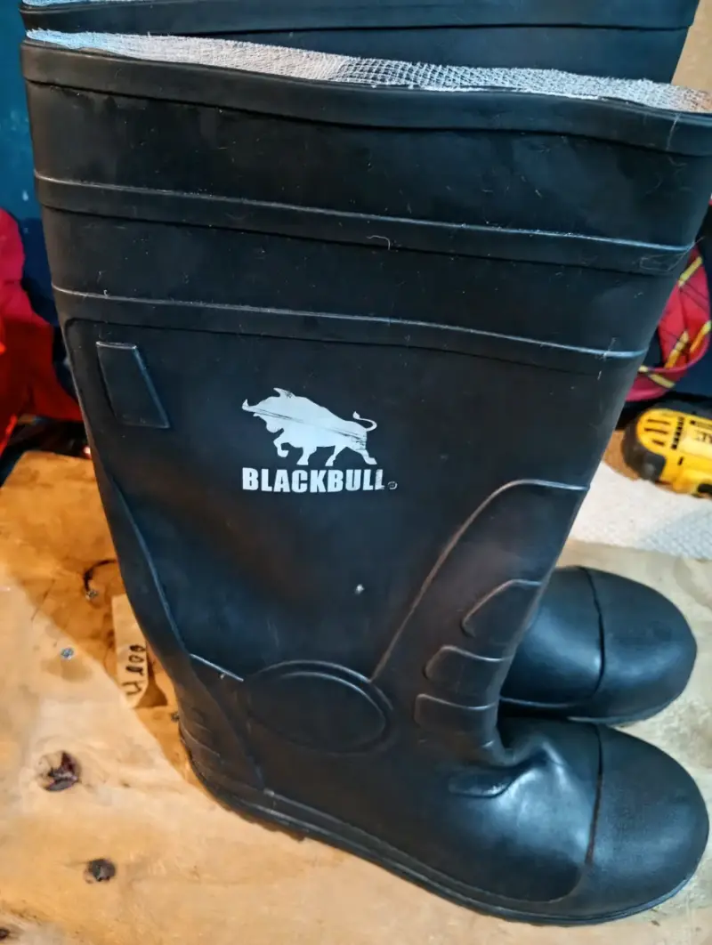 Botas de goma Blackbull negras impermeables